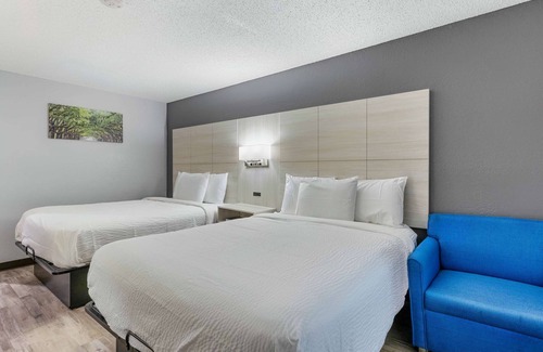 Fleming Hotel | Days Inn by Wyndham Savannah Gateway I-95