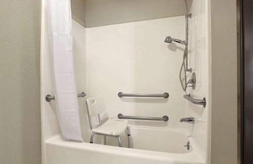 Sheridan Hotel | Days Inn by Wyndham Sheridan