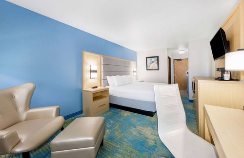 Springville Hotel | Days Inn by Wyndham Springville