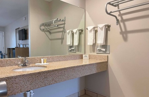 Temple Hotel | Days Inn by Wyndham Temple