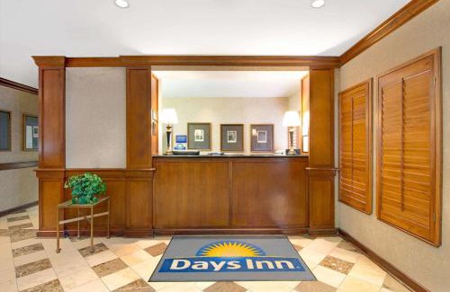 Maryland Heights Hotel | Days Inn by Wyndham St. Louis/Westport MO
