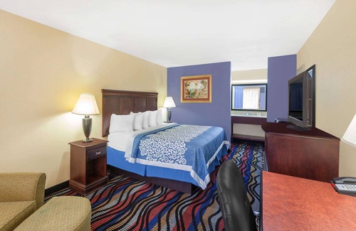 Uvalde Hotel | Days Inn by Wyndham Uvalde
