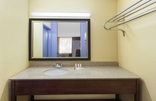 Uvalde Hotel | Days Inn by Wyndham Uvalde