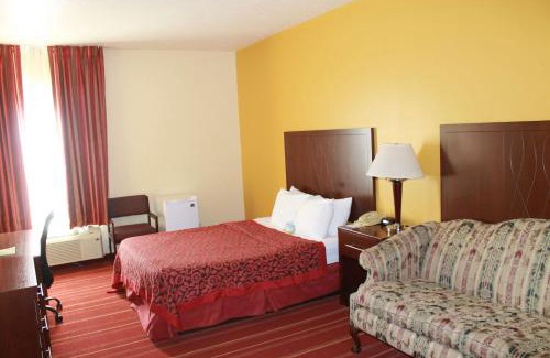 Walcott Hotel | Days Inn by Wyndham Walcott Davenport