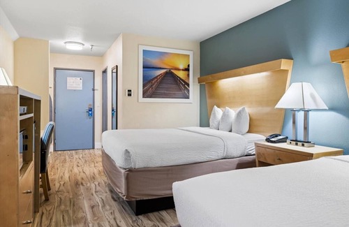 Woodland Hotel | Days Inn by Wyndham Woodland