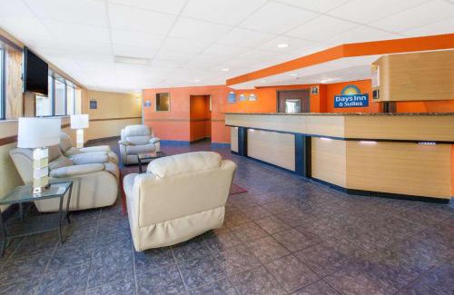Madison Heights Hotel | Days Inn & Suites by Wyndham Madison Heights MI