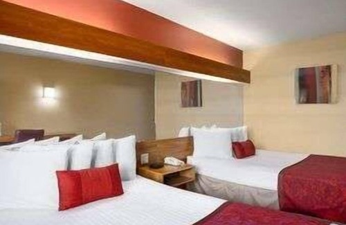 Lafayette Hotel | Days Inn & Suites by Wyndham Lafayette IN