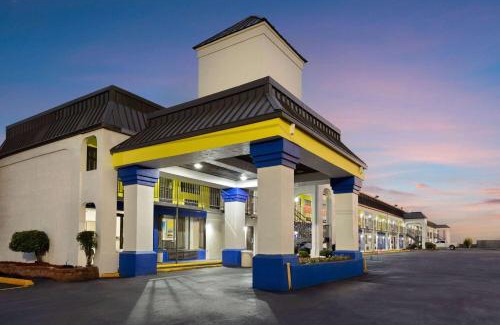 Vicksburg Hotel | Days Inn & Suites by Wyndham Vicksburg