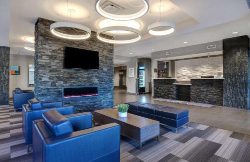 Warman Hotel | Days Inn & Suites by Wyndham Warman