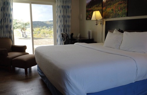 Trinidad Hotel | Days Inn & Suites by Wyndham Trinidad