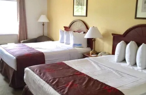 Laurel Hotel | Days Inn & Suites by Wyndham Laurel Near Fort Meade