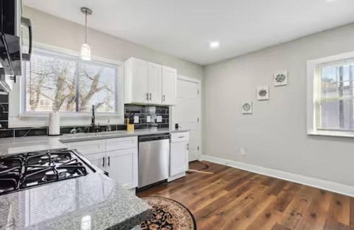 Glen Echo House | Dayton Escape! 1 Mile to OSU !
