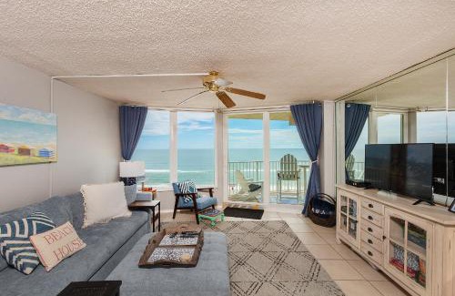 Daytona Beach Shores Apartment | Daytona Beach Shores Ocean Front Balcony 2Beds 2BA King STE and 2Queens - Shores Club 805