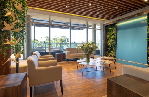 Ciudad Del Este Hotel | Dazzler by Wyndham Ciudad del Este