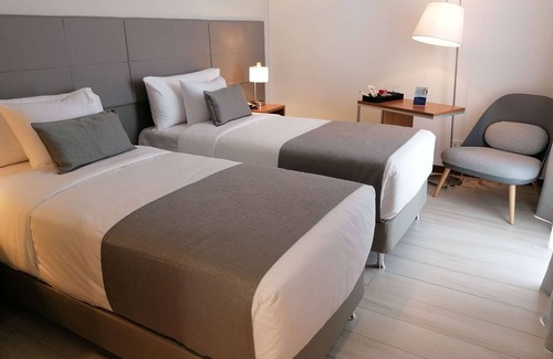 Ciudad Del Este Hotel | Dazzler by Wyndham Ciudad del Este