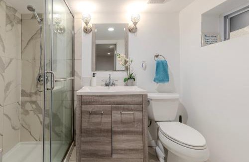 Northeast Apartment | DC colorful place plus Free Parking