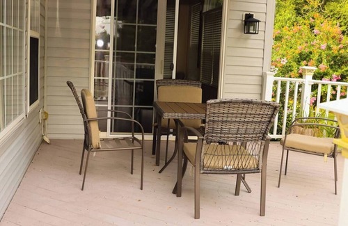 Fort Washington House | DC Suburb | HUGE 3BR + Theater | National Harbor