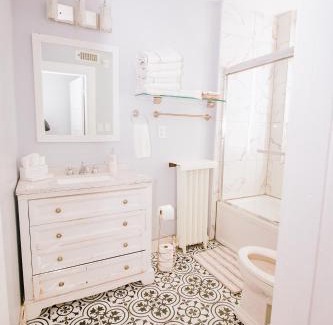 Woodridge Apartment | DC Vacation home