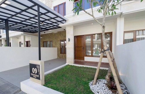 Denpasar Barat Villa | De Amelia Seminyak Villa by Nagisa Bali