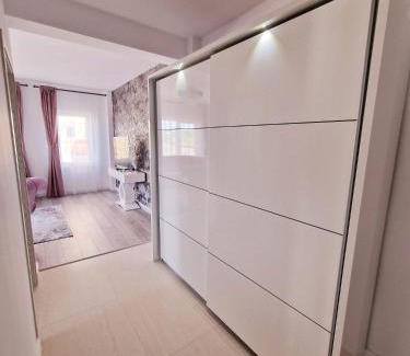 Radauti Apartment | DE Apartment