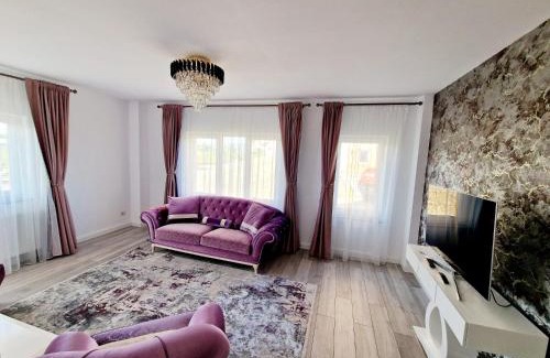 Radauti Apartment | DE Apartment