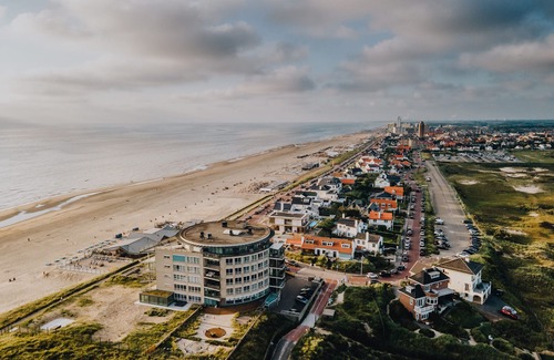 Zandvoort Apartment | De Boulevard 2F: Stylish, central & relaxed