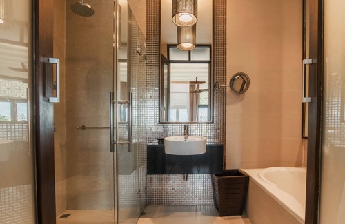 Thapae Hotel | De Chai Colonial Hotel & Spa