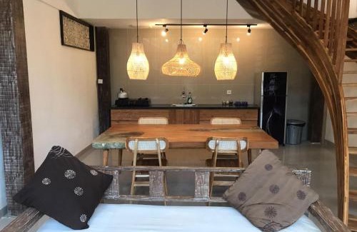 Pengosekan Cabin | De, dalam secret nature