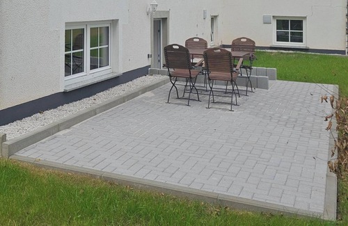 Neuhaus-Schierschnitz Apartment | Apartment 'Terrace' with Private Terrace and Wi-Fi