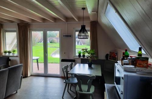 De Meene Resort | De Gouwe, 158 - aan visvijver, de beste visstek