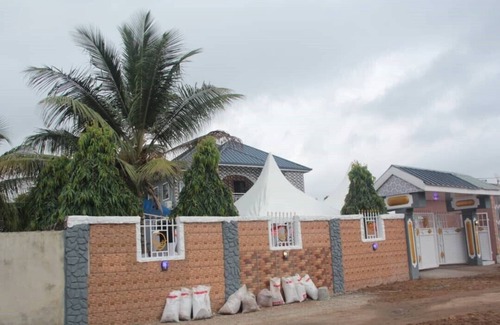 Kasoa Apartment | De-nice hotel apartment Kasoa new market, Obom road, arrive @masalachi junction