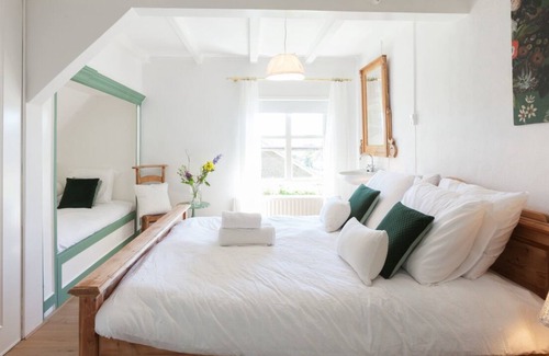 Macharen Bed & Breakfast | De Oude Pastorie Macharen