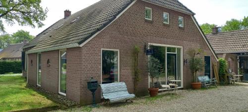 Noord-Sleen Bed & Breakfast | De Oude Smederij