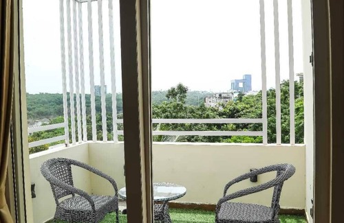 Hyderabad Apartment | De Project Guest House