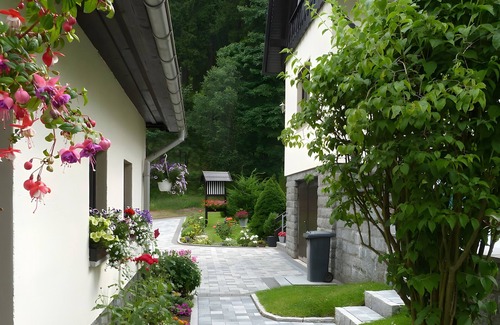 Holzhau Apartment | Apartment 'Gemütliche In Holzhau' with Private Terrace, Private Garden and Wi-Fi
