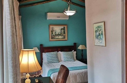 Bayswater Bed & Breakfast | De Witt'e Guest House