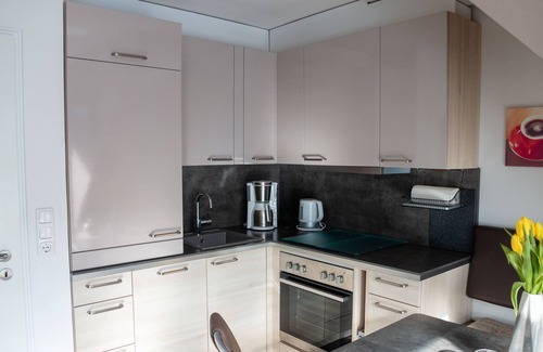 Dorumer Neufeld Apartment | Bright modern family-friendly apartment near the beach with dog