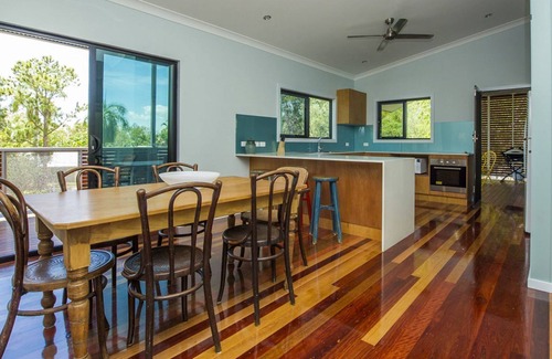 Arcadia House | Deb's Shed, Magnetic Island