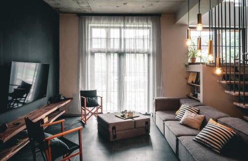 Debet House | Debed Life CoLiving and Retreat