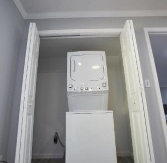 Mountain Brooke House | Decatur 2 BR Bliss Modern Comfort