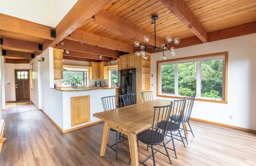 Oak Harbor House | Deception Pass home with forest and bay views