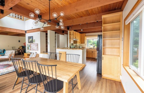 Oak Harbor House | Deception Pass home with forest and bay views