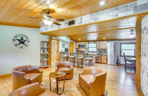 Pottsboro House | Deck and Fire Pit Unique Pottsboro Haven