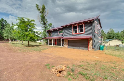 Clay Springs House | Deck and Grill Quiet Cabin Getaway in Pinedale