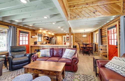 Clay Springs House | Deck and Grill Quiet Cabin Getaway in Pinedale