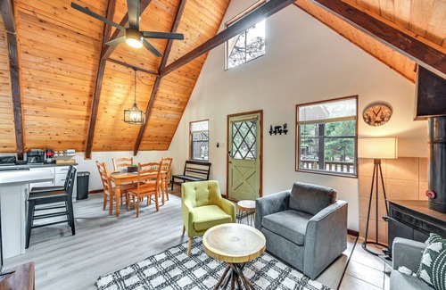 Munds Park Cabin | Deck & Grill: A-Frame Cabin in Munds Park!