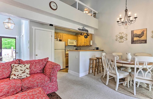 White Haven House | Deck & On-Site Fishing Pond: Lake Harmony Home!