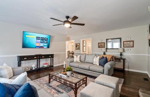 Cartersville House | Decked Out Spacious 3BR Near Pine Mountain Trail W