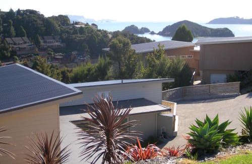 Paihia Bed & Breakfast | Decks of Paihia
