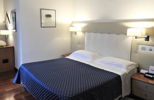 Ponte San Giovanni Hotel | Deco Hotel